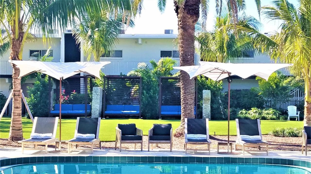 Bali Hai Beachfront Resort And Spa Holmes Beach Exterior photo